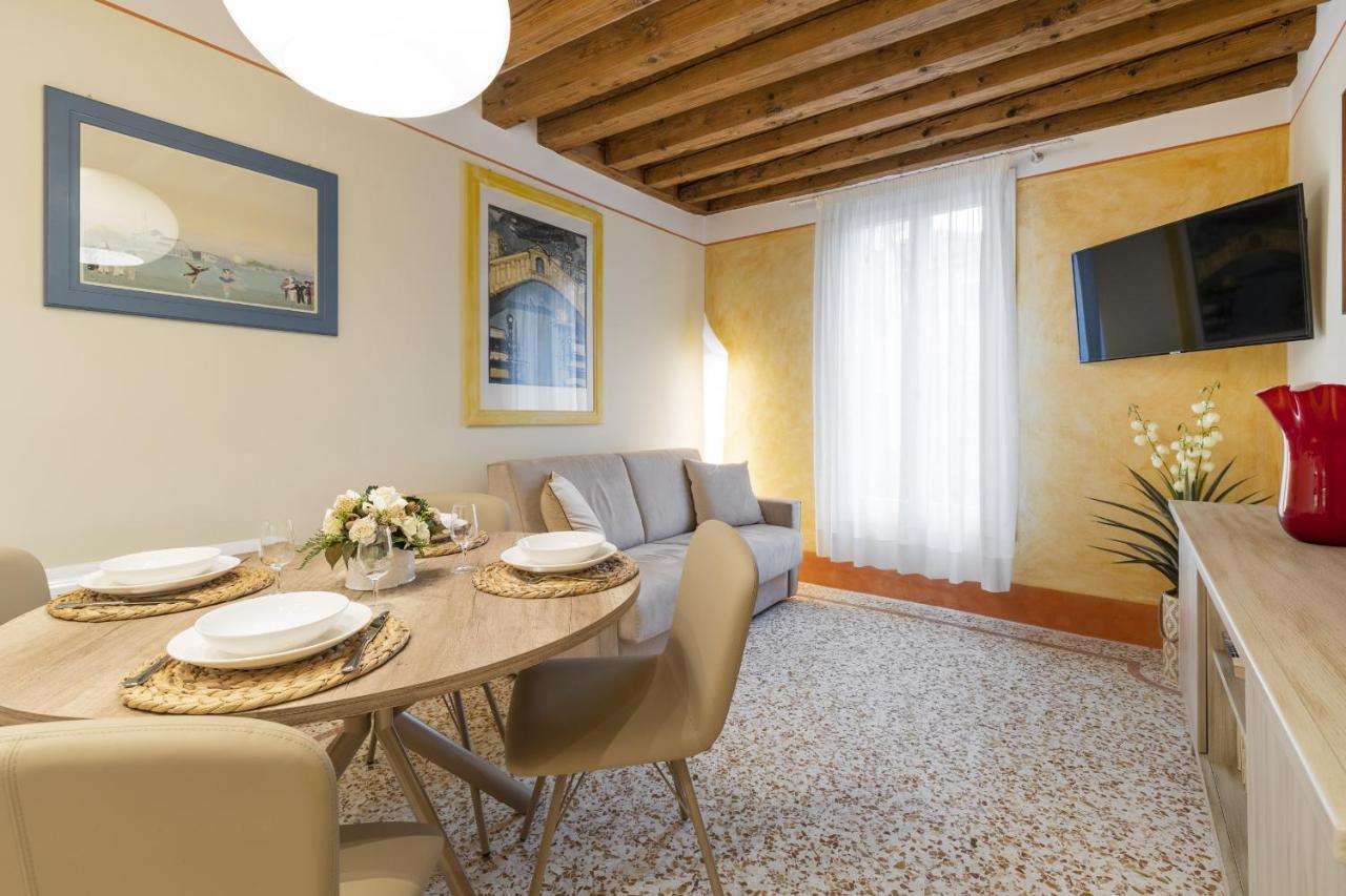Rialto Sant'Aponal Prestige By Wonderful Italy Apartment Venice Exterior photo