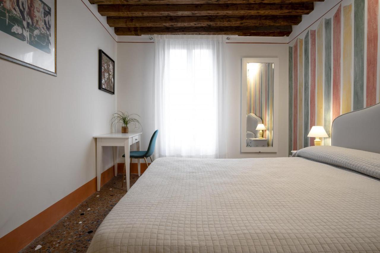 Rialto Sant'Aponal Prestige By Wonderful Italy Apartment Venice Exterior photo